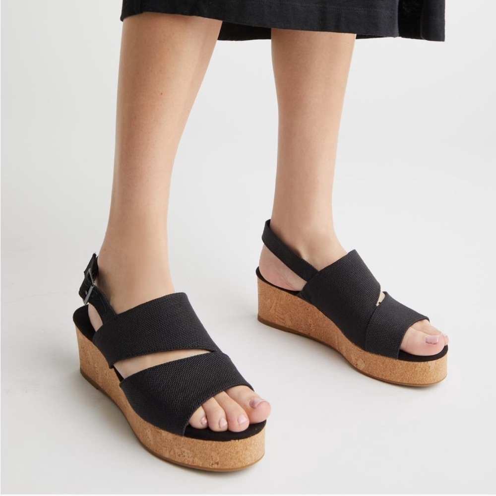TOMS Claudine Platform Wedge Sandal in Black Size 9.5 NIB